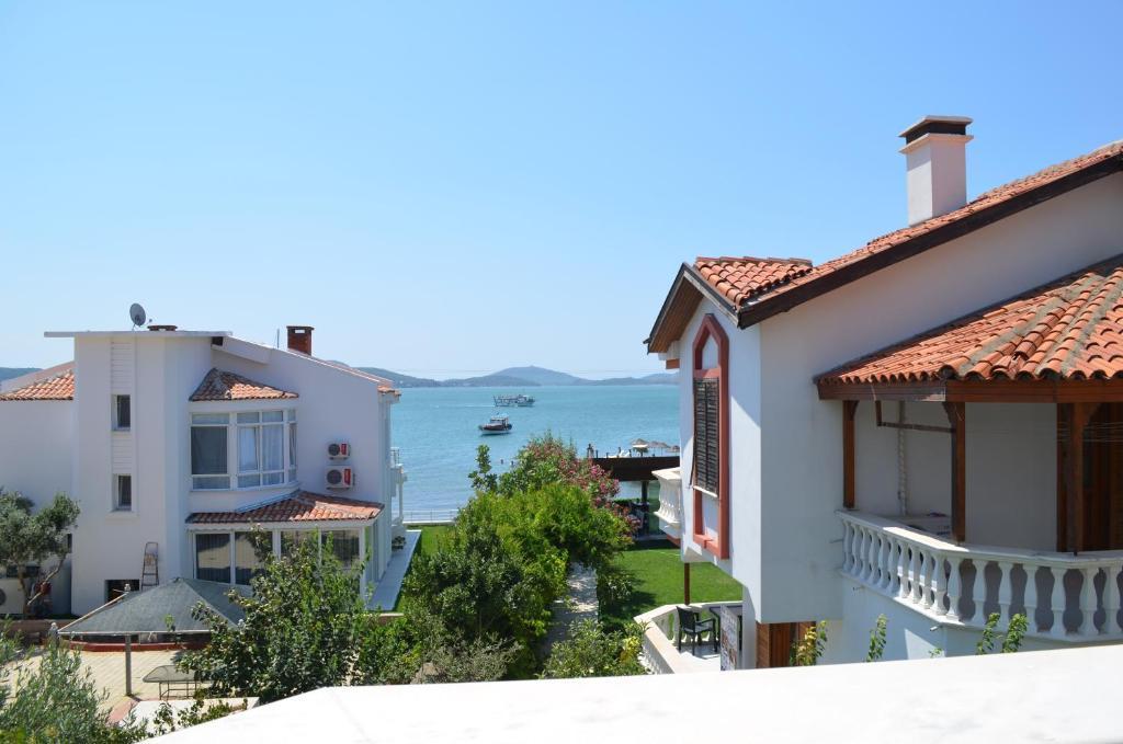 Ezer Hotel Ayvalik Quarto foto